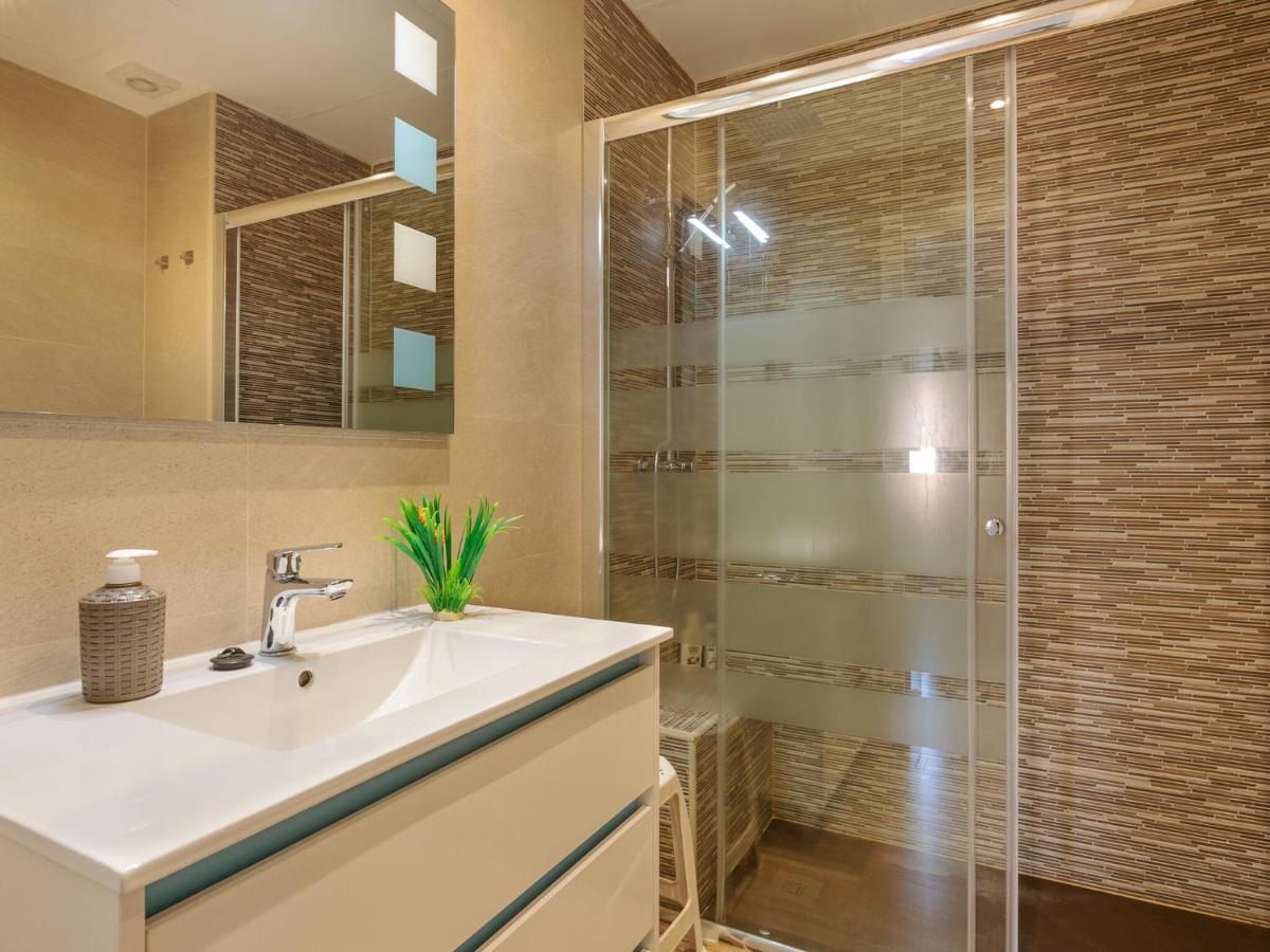 Boutique Apartment in Rincon de la Victoria with Terrace Extérieur photo